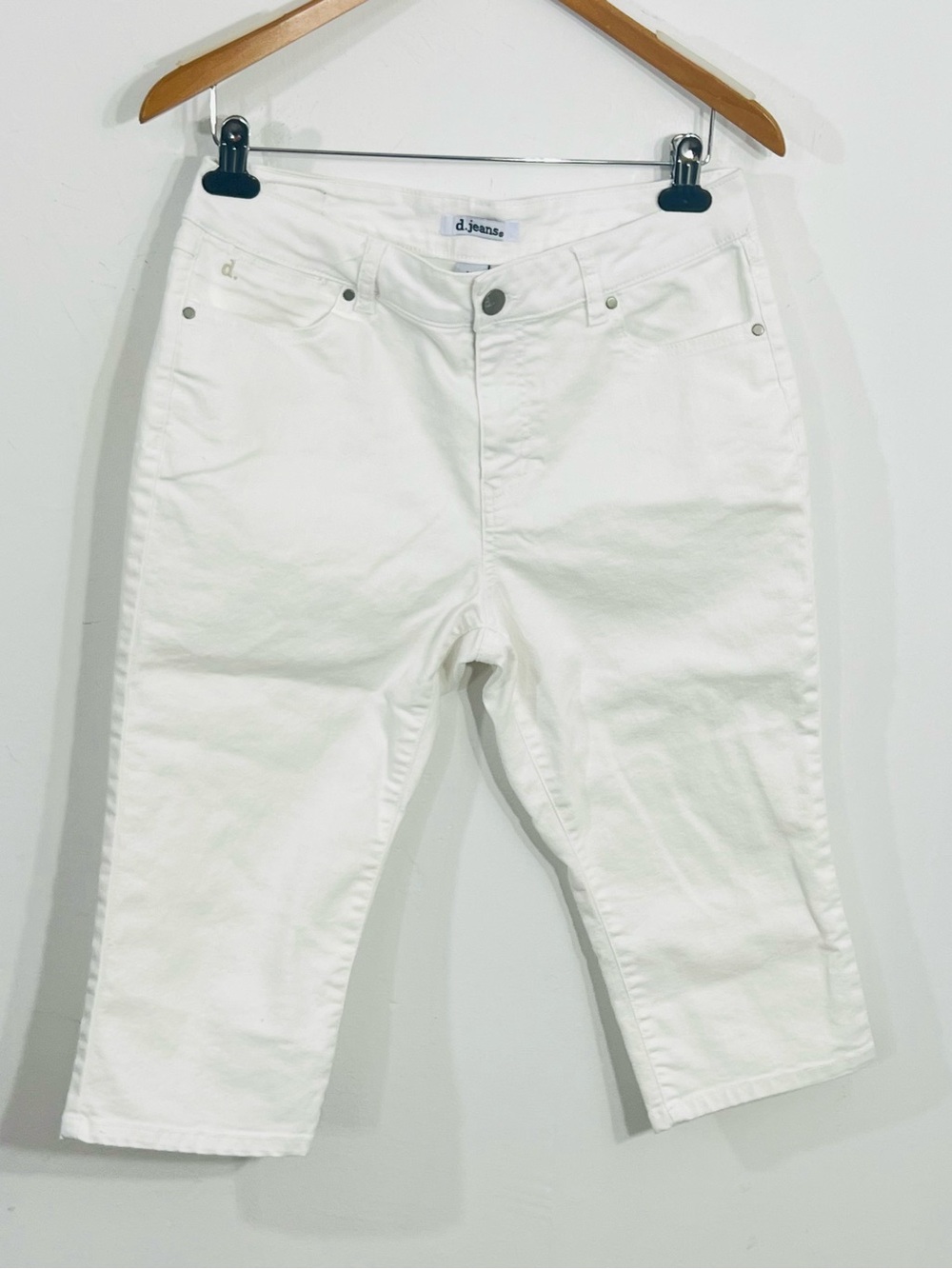 d.jeans White Capri Jeans Stretch Denim Classic 5 Pocket Design Size 10 Preppy